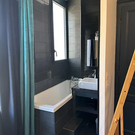 Maison De Idealement Placee Tours