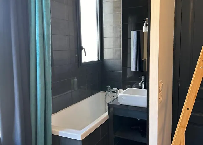 Maison De Idealement Placee Tours